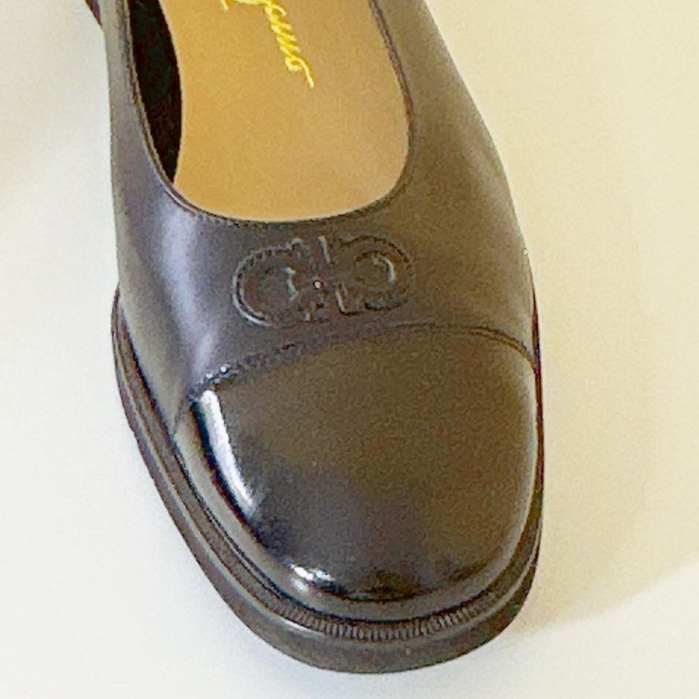 Ferragamo Ballerina Pumps 1.5" Heel - Picture 7 of 13
